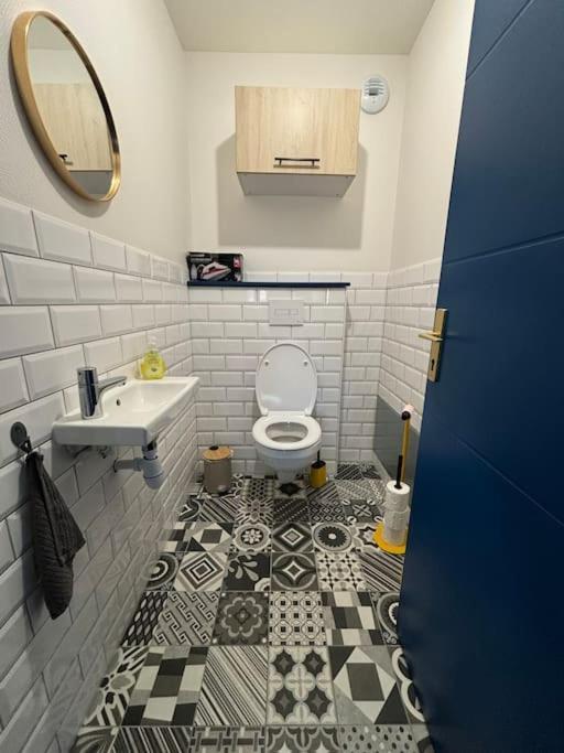 Balbigny Charmante Maison Renovee Centre-Ville מראה חיצוני תמונה